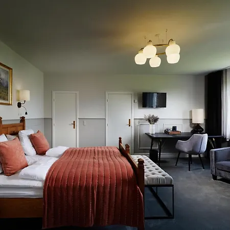 Gl. Avernæs Sinatur Hotel&konference 3* Ebberup