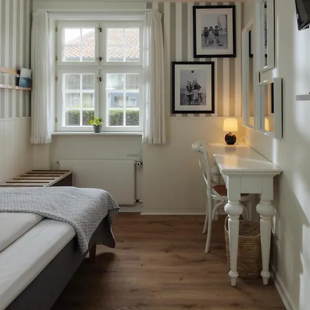 Gl. Avernaes Sinatur & Konference Hotel