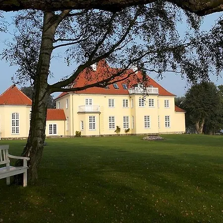 Gl. Avernæs Sinatur Hotel&konference 3* Ebberup