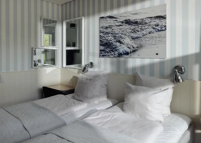 Gl. Avernaes Sinatur & Konference 3*