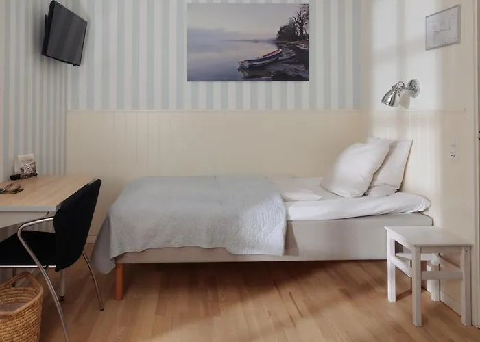 Gl. Avernaes Sinatur & Konference 3* Ebberup