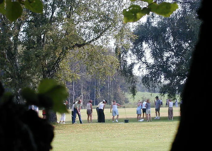 Gl. Avernaes Sinatur & Konference 3*